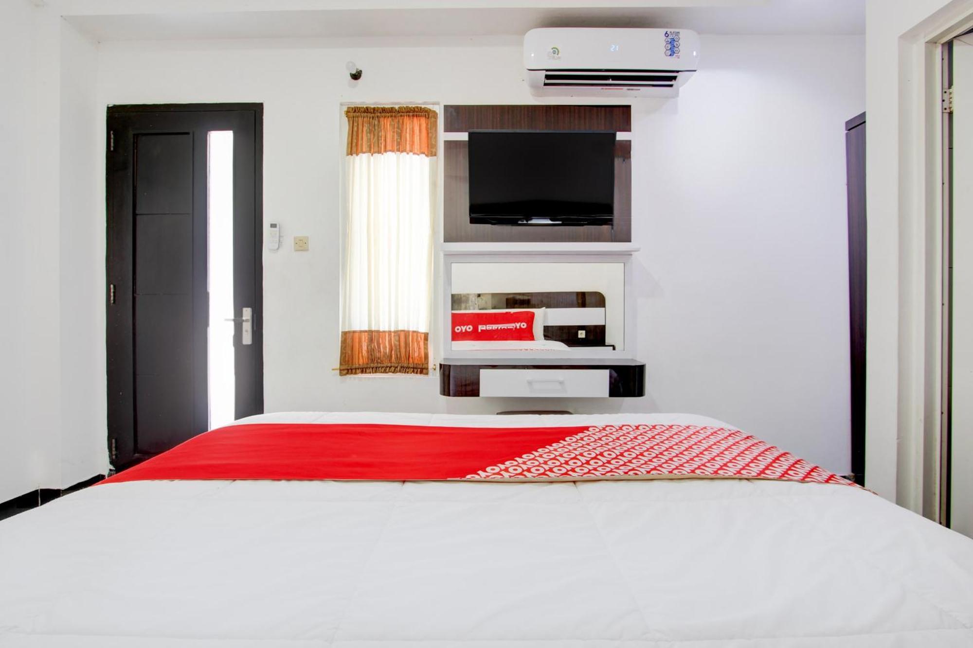 Oyo 409 Pondok Helomi Kalasan Luaran gambar
